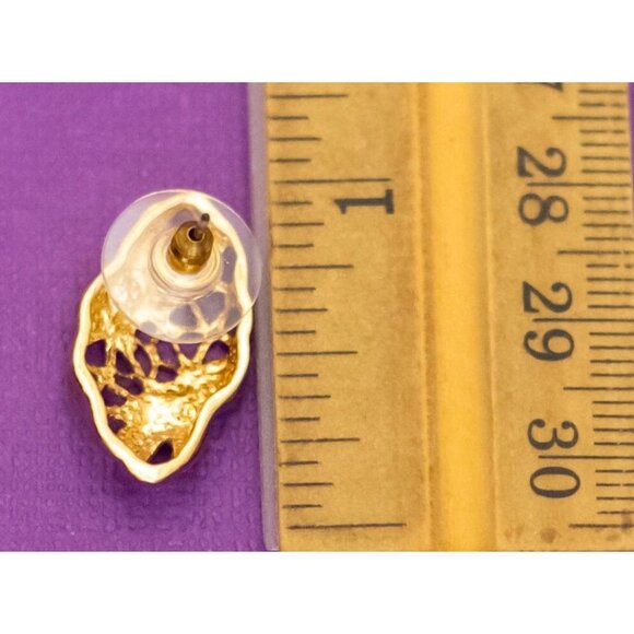 Vintage Abstract Oval Intricate Victorian Stud Earrings - V25 - Picture 2 of 2